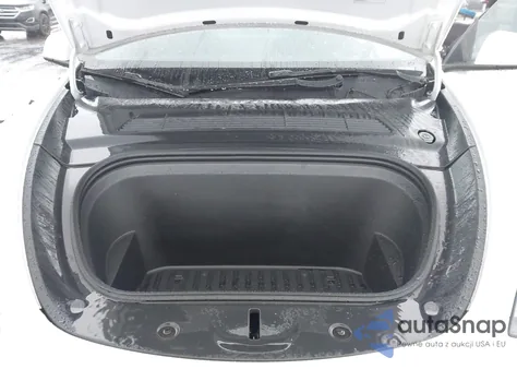 2022 Tesla Model Y Long Range Dual Motor All-Wheel Drive from USA, damaged, VIN 7SAYGDEE0NF555200